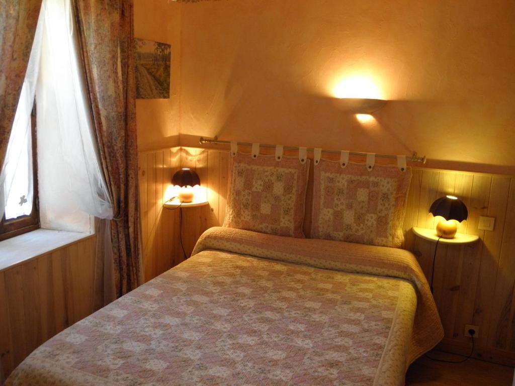 Gîte Auberge Les Terres Blanches de Méolans Habitación foto