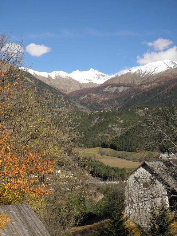 Gîte Auberge Les Terres Blanches de Méolans Habitación foto